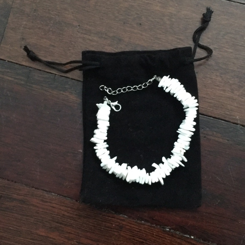 Pula shell bracelets - Picture 4 of 4